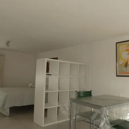 Apartament Giglio Castello *