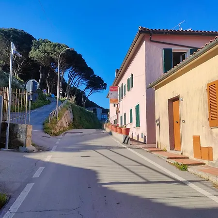 Giglio Castello Apartment